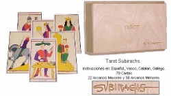 Таро в дървена кутия -  Tarot Especial Subirachs